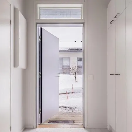 Cozy And Modern & Private Parking Διαμέρισμα